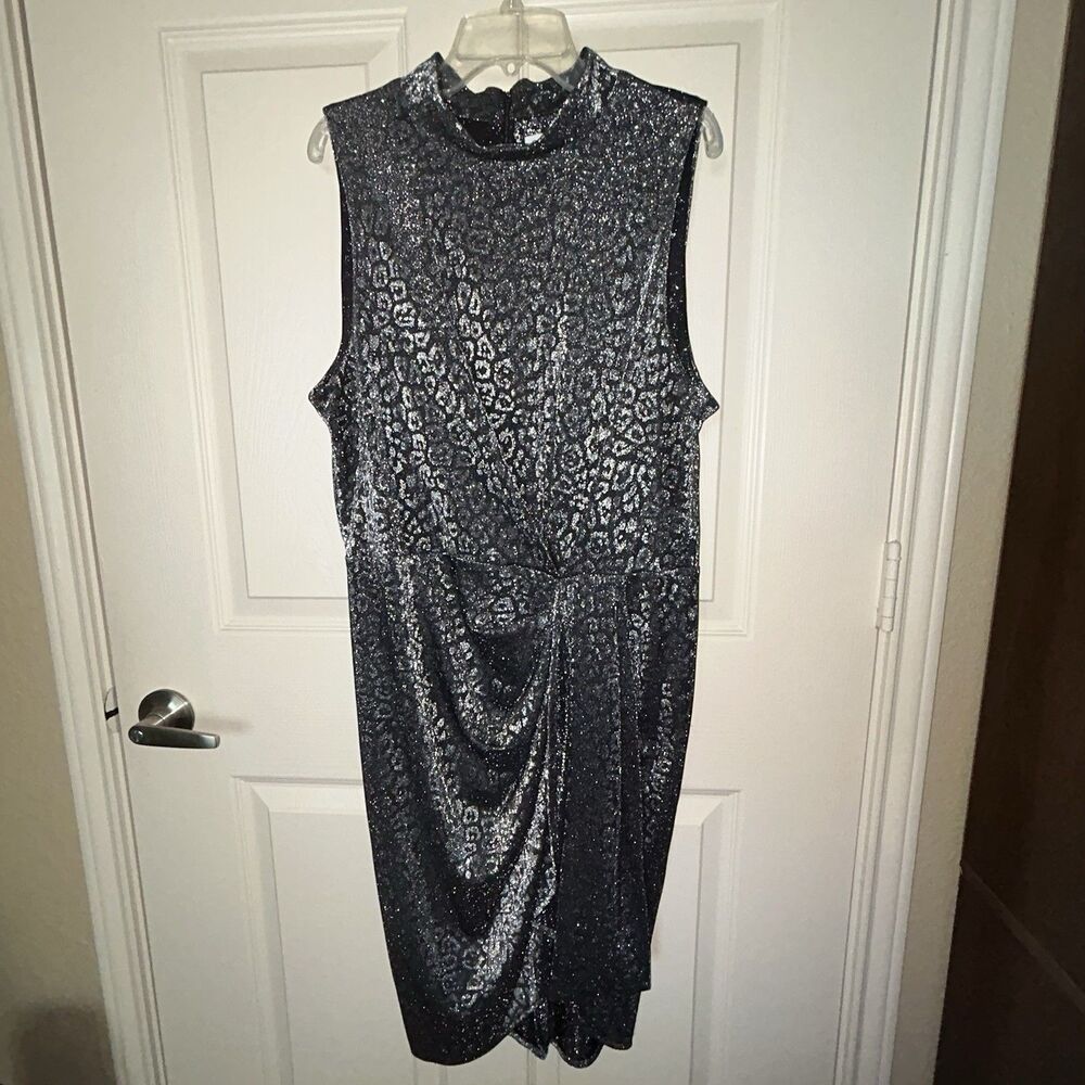 Calvin Klein Black & Silver Metallic Print Sheath Cocktail Dress 12 Edgy Elegant